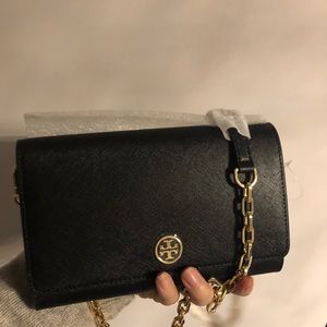 Authentic brand new with tag Tory Burch black wallet on a chain